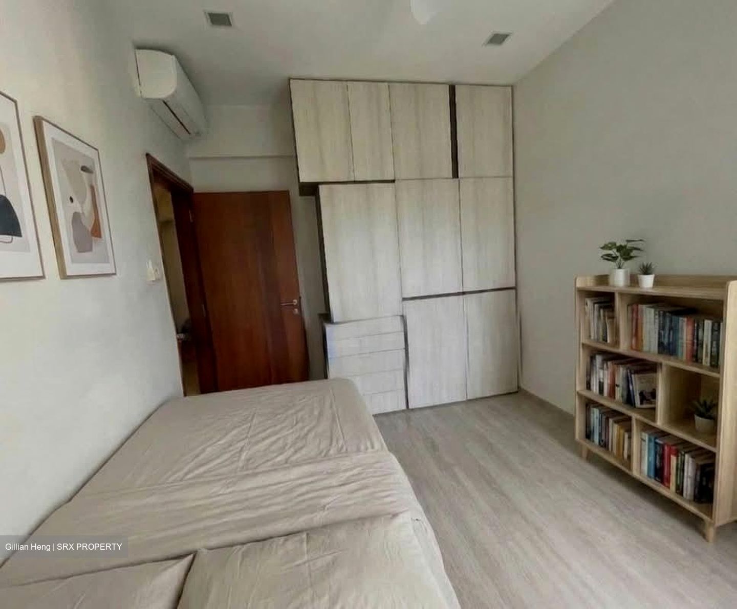 The Sterling (D21), Condominium #572154031